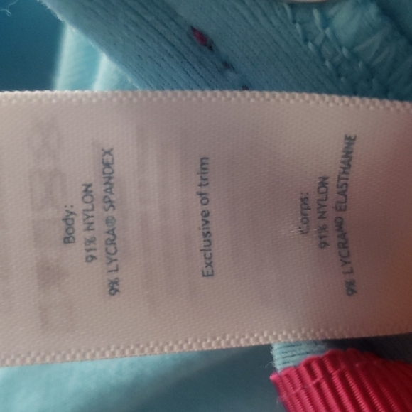 Aviva Scarf - Picture 9 of 9